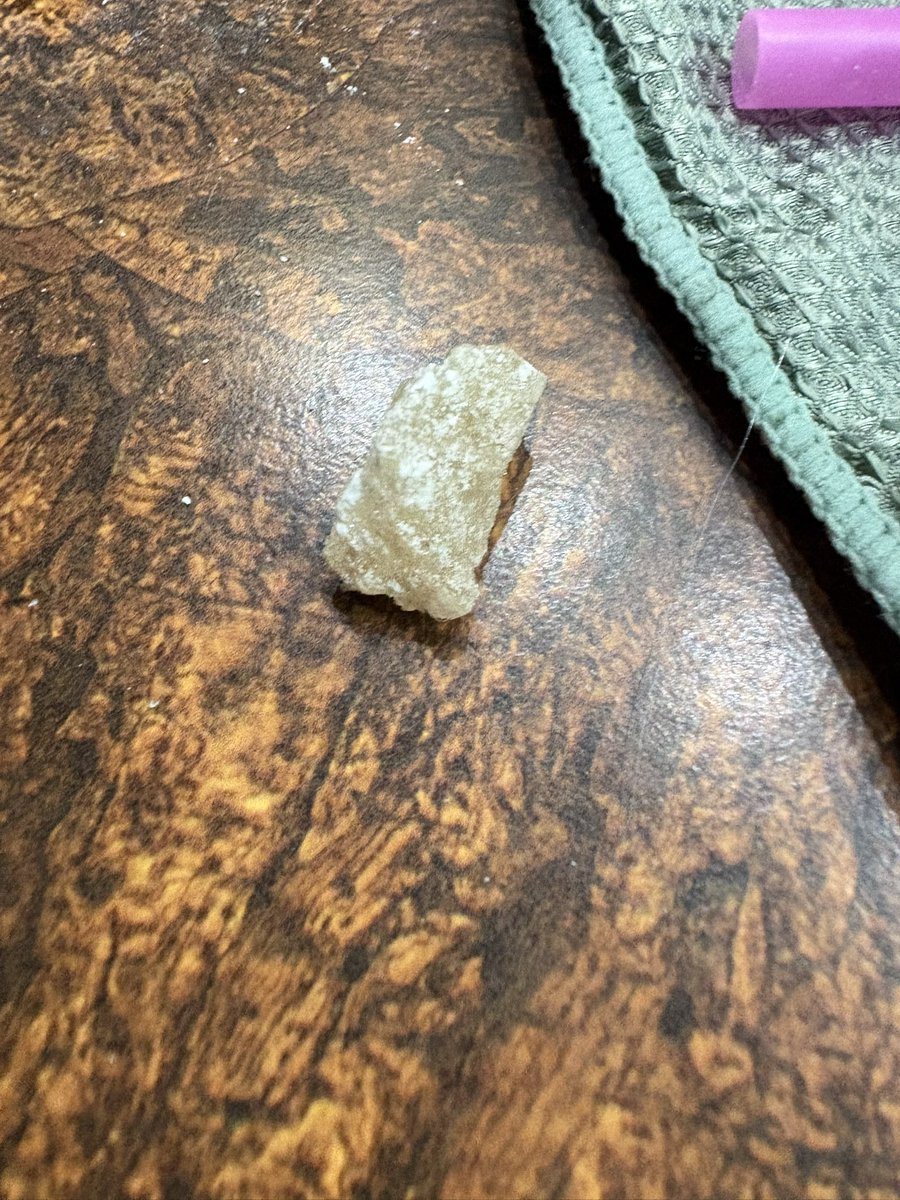 needydoesover's tweet photo. guess the drug #drugtwt https://t.co/0gVIwdzQKd