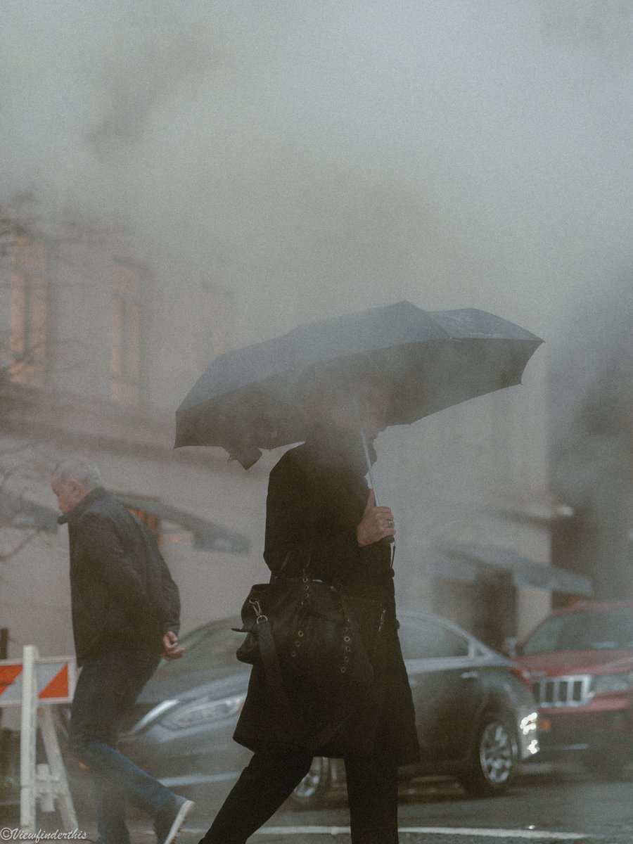 viewfinderthis's tweet photo. NYC Sweater Weather https://t.co/yS3e10qsgg