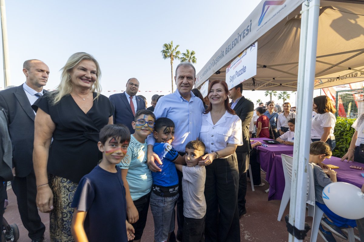 EUDelegationTur's tweet photo. Last week, Mersin brought European #MobilityWeek to the streets.
Thousands walked, cycled &came together across generations around a shared message: Mobility means access, participation&freedom — for everyone.
Thank you, President @VahapSecer, for setting this momentum in motion. https://t.co/Q2lZgQo61i