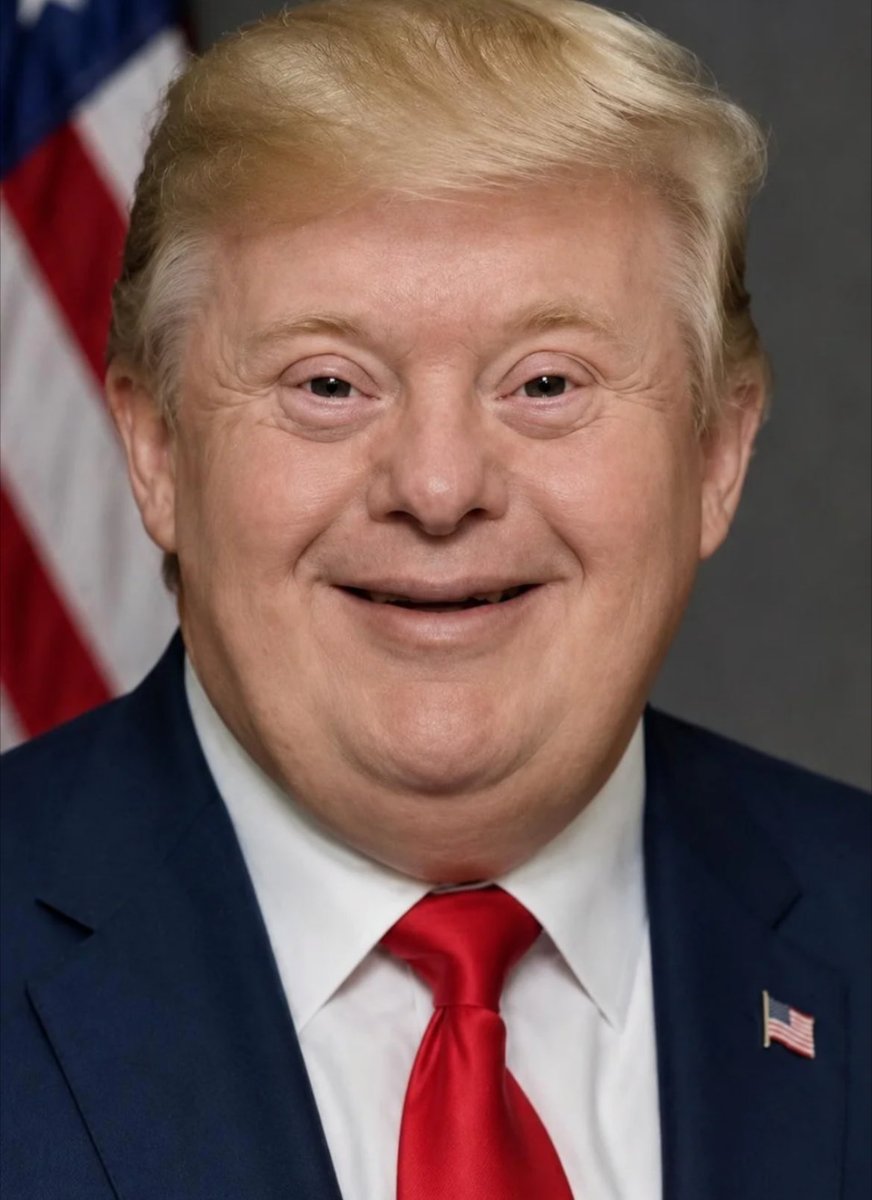 ayoWaka's tweet photo. @RapidResponse47 What everyone there sees https://t.co/LN6s6nw3U7