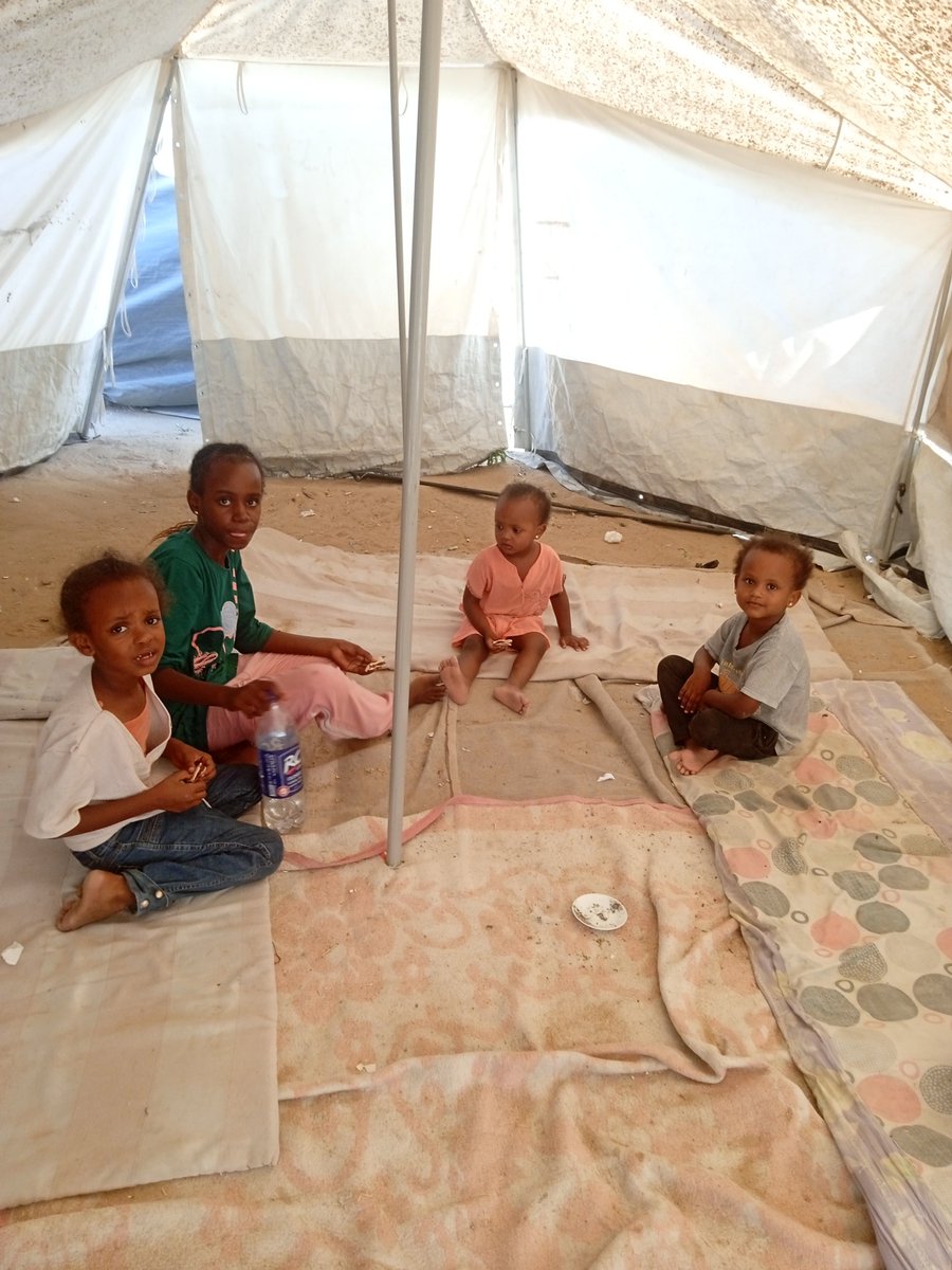an_jmy40244's tweet photo. My children have the right to learn. 📖📚✏️ My children need a generous donation to prepare school supplies and education materials. Don't leave me and my children alone. We love you. $50 won't make you poor. https://t.co/4U9xyx6jtA https://t.co/Oi218wirVI