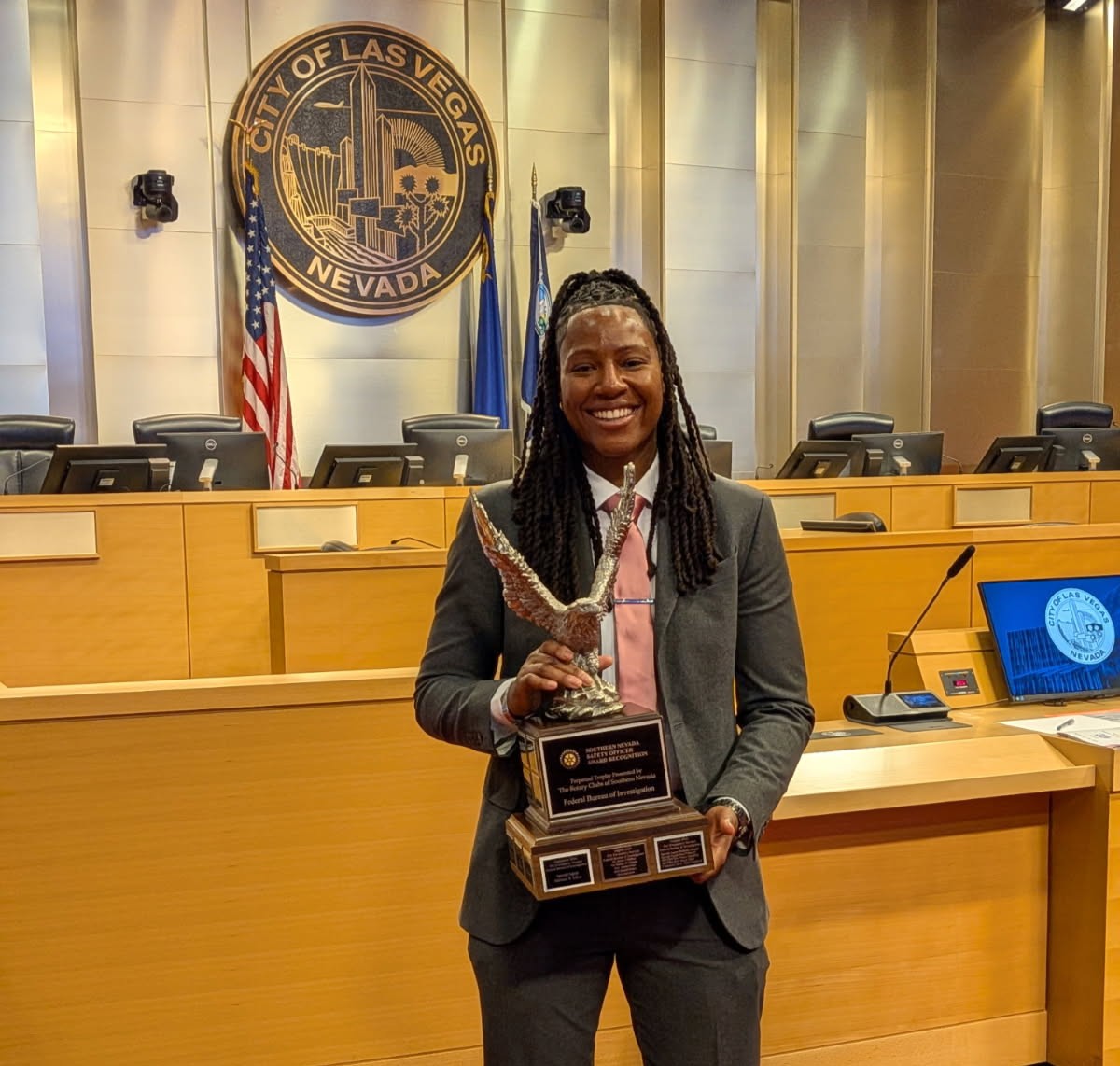 FBILasVegas's tweet photo. 🎉Congratulations to all the local law enforcement officers honored at the Las Vegas Rotary SOAR (Safety Officer Award Recognition) awards! We are incredibly proud to see one of our own, Special Agent Jones, recognized for truly embodying the spirit of "service above self." 

Thank you all for your dedication & commitment to keeping our community safe!