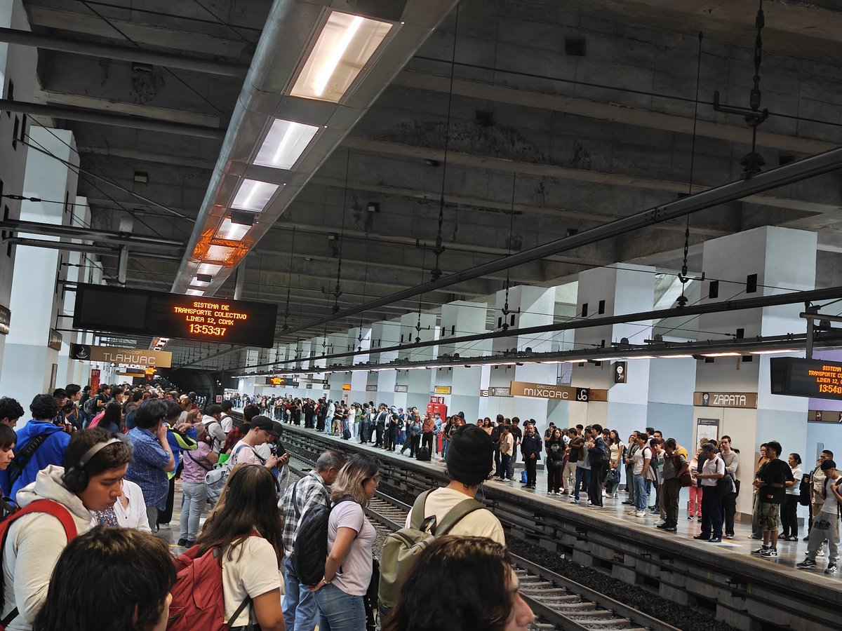 YectliRincon's tweet photo. @MetroCDMX así zapata de L12 https://t.co/pZVih92c2R