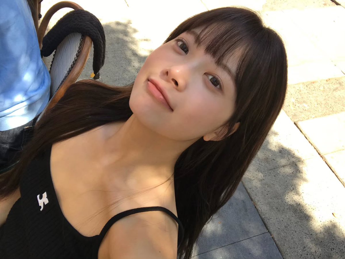 sserapics's tweet photo. hhh.e_c.v instagram update 

:🧚🏻‍♂️😳

#HONGEUNCHAE #홍은채
#LE_SSERAFIM #르세라핌 https://t.co/OQ5LoR1MTH