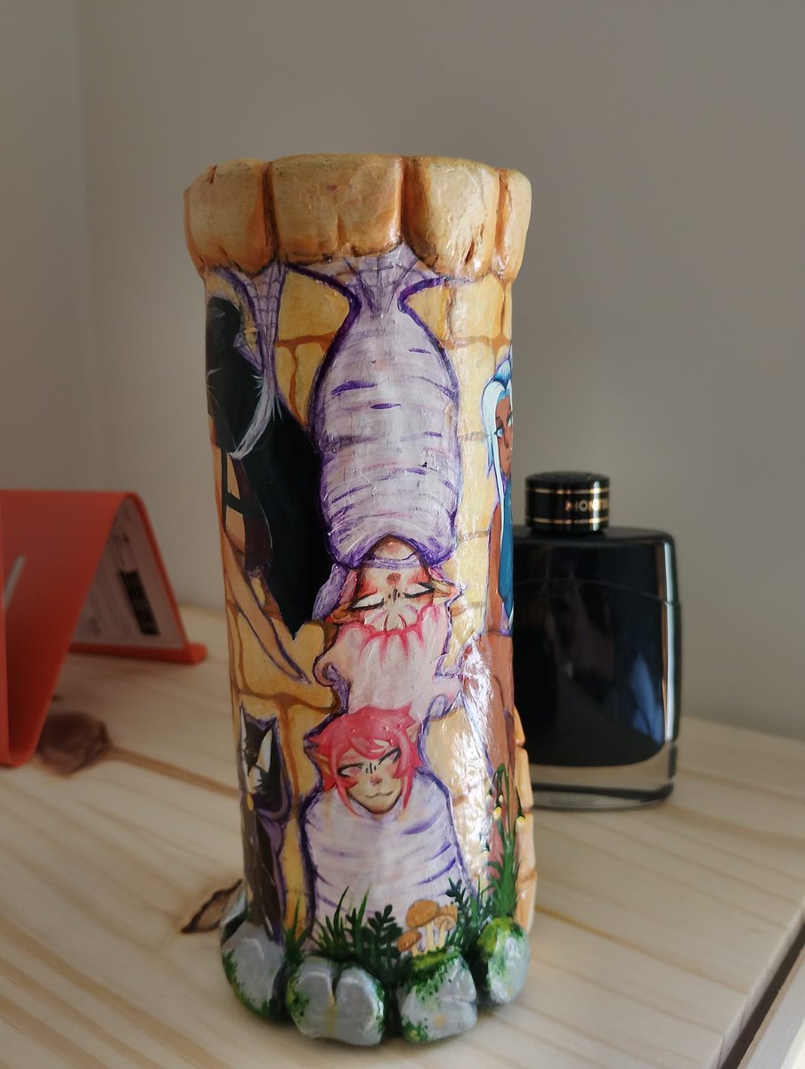 ktz_inks's tweet photo. Passando pra mostrar minha primeira torre de rolagem de dados q eu fiz!! .✦ ݁˖

quem quiser conferir tenho o tutorial completo deka nas minhas outras redes:
https://t.co/LwoYX4Wib8
https://t.co/7lZhfBWz5D

#rpg #rpgdemesa #artmootsㅤ #artists https://t.co/wuRa9sdprb