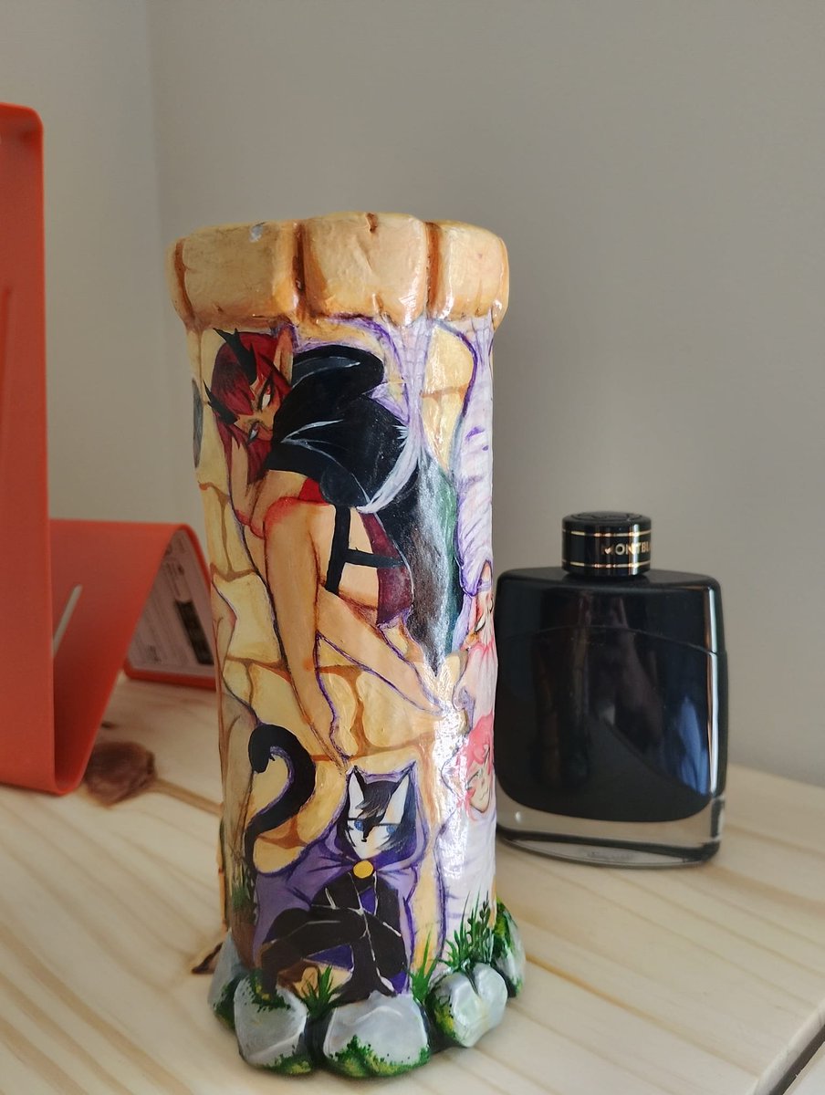 ktz_inks's tweet photo. Passando pra mostrar minha primeira torre de rolagem de dados q eu fiz!! .✦ ݁˖

quem quiser conferir tenho o tutorial completo deka nas minhas outras redes:
https://t.co/LwoYX4Wib8
https://t.co/7lZhfBWz5D

#rpg #rpgdemesa #artmootsㅤ #artists https://t.co/wuRa9sdprb