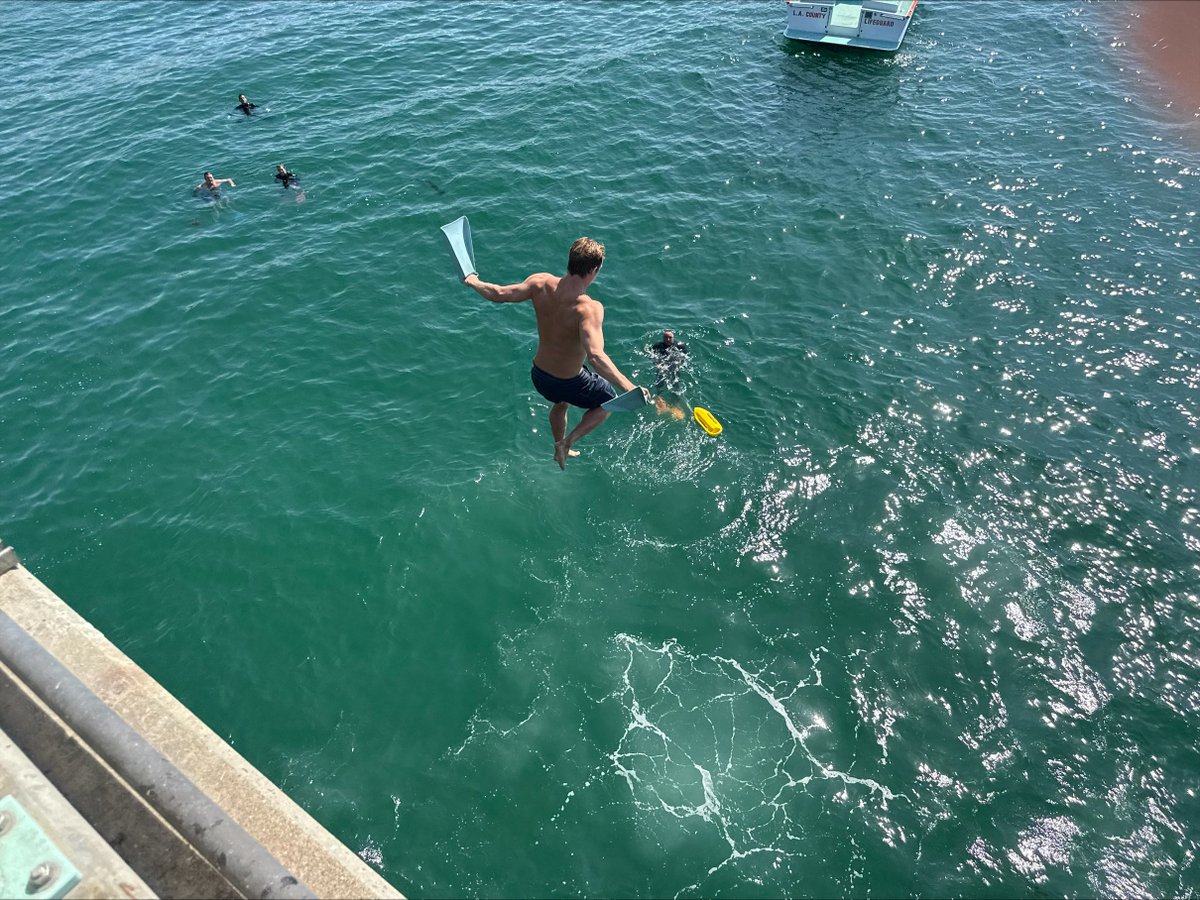 uslifesaving's tweet photo. ARRT Spotlight: El Segundo Fire Department, CA. Certified by the USLA in 2025 as an Aquatic Rescue Response Team (ARRT), @dept_el provides specialized ocean rescue response along approximately two miles of coastline. Learn more: https://t.co/kwe5hRxiPg https://t.co/N8Uec5jm0e
