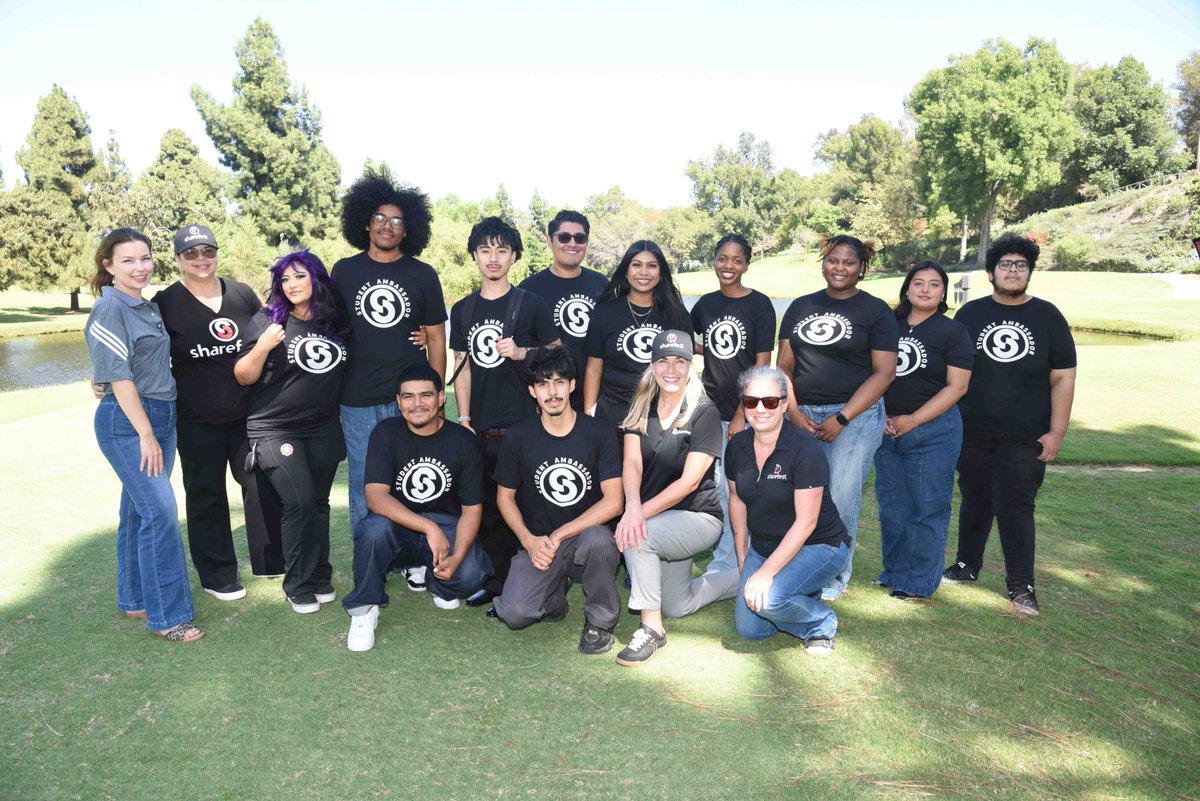 Sharefestinc's tweet photo. ⛳ Sharefest students were shining at the 55th Annual Greater Los Angeles SIOR Golf Tournament! @SIORGLA 

Realtors from around L.A. gathered to raise money for local charities, and 11 of our Student Ambassadors got the chance to network with local industry leaders. https://t.co/uaNPCSOajP