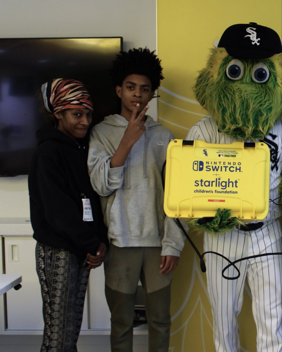 soxcharities's tweet photo. Bringing a little White Sox fun to Shirley Ryan AbilityLab. Southpaw teamed up with the Starlight Foundation to deliver a Nintendo Switch for patients to enjoy! https://t.co/fyOTVzXJNA