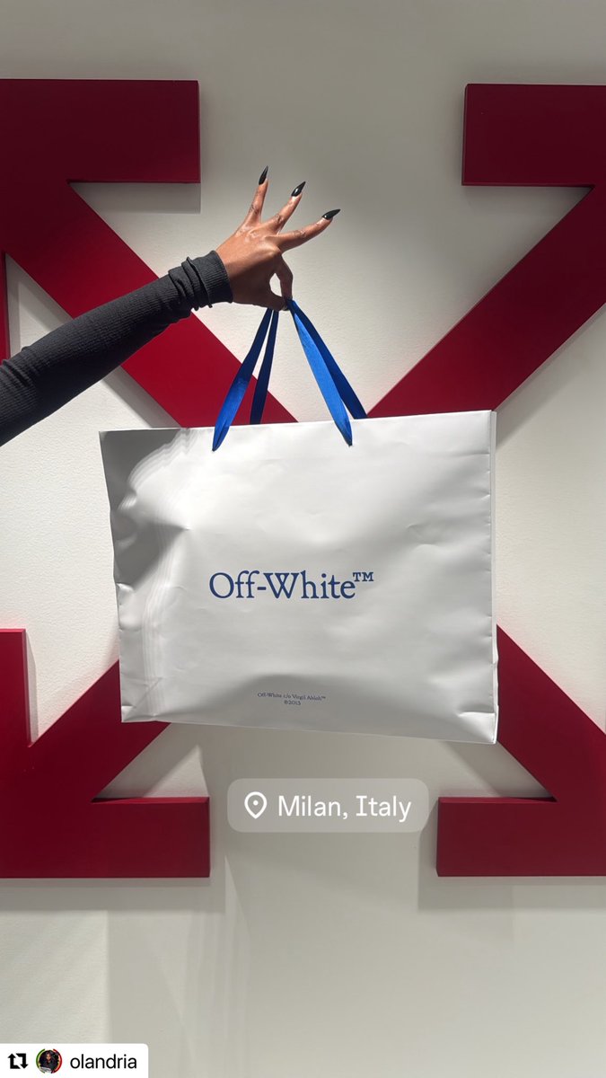 nicolandriabr's tweet photo. Milan Fashion Week!

Primeiro show confirmado: Vem aí Olandria x Off White.

O show está marcado pra acontecer amanhã às 11h do horário de Milão, ou seja às 6h da manhã do horário de Brasília 🫣

OLANDRIA AT MFWSS27
#OlandriaxMFWSS27 #Olandria https://t.co/kyKUkS0YrN