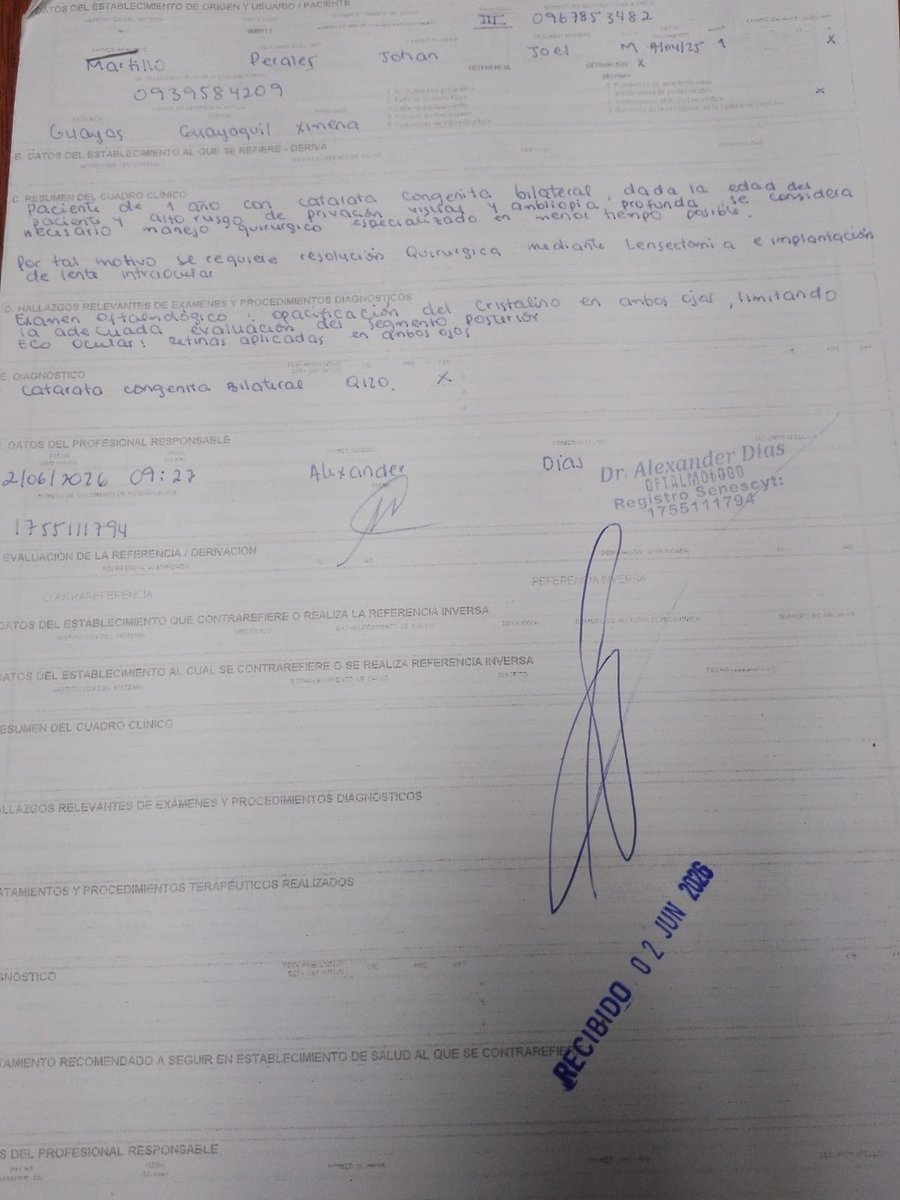 TodosconJohanEC's tweet photo. Los certificados y examenes medicos indican que Johan requiere de un cirugia para poder ver. Hemos consultado en la parte privida y nos han informado que esta cirugia supera el valor de 6000$, el mismo con el que no cuento. https://t.co/EmBvFPB3PX