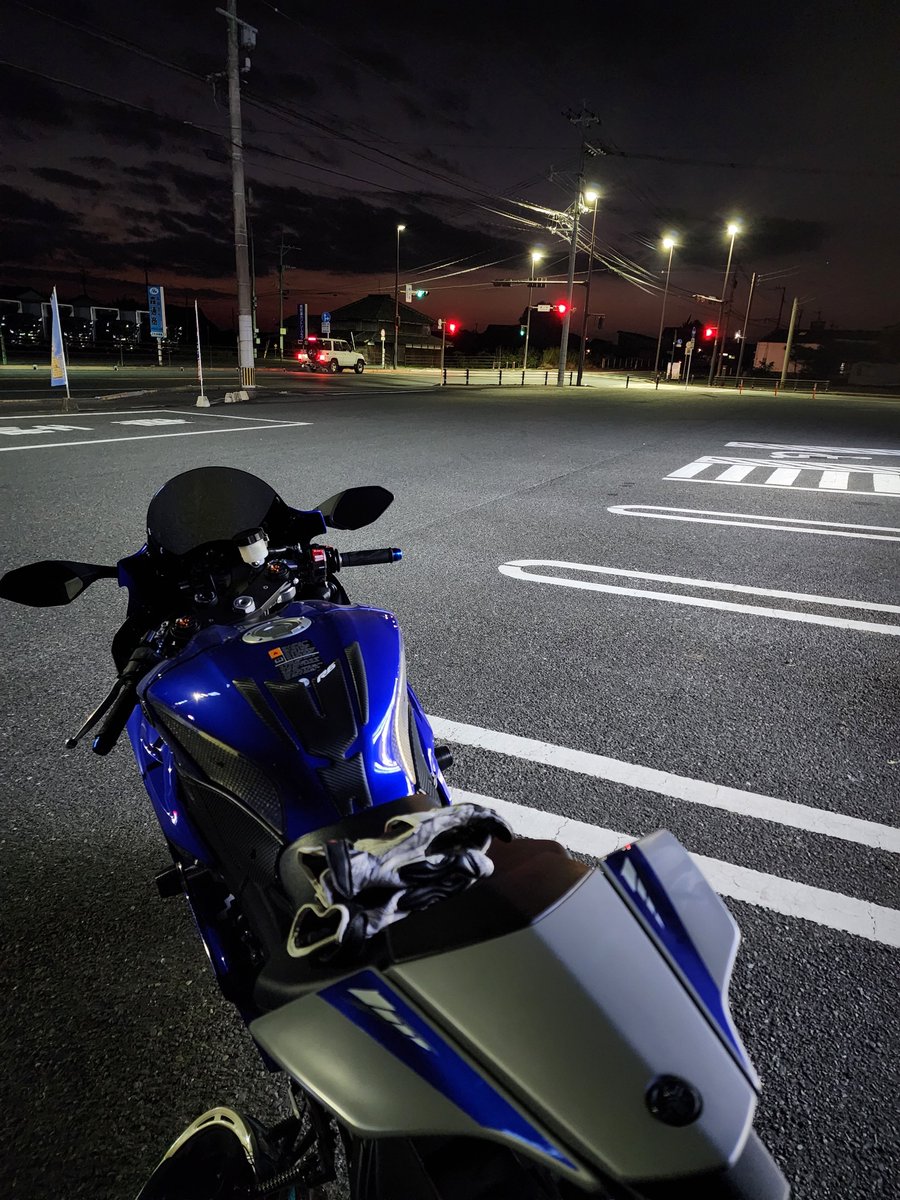 nyx0508's tweet photo. 休憩(生存報告)
R1のシングルシート流用いいねぇ
眠たい https://t.co/RcuIzubSpc