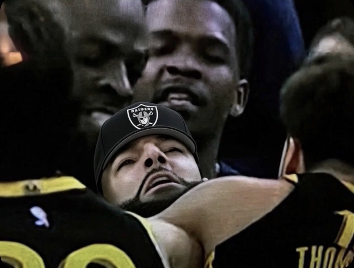 Terranc71785436's tweet photo. To every Raiders fan who defended Carr and wouldn't let us #saints fans hate him in peace enjoy this ass whooping https://t.co/IDu2CnE3wy