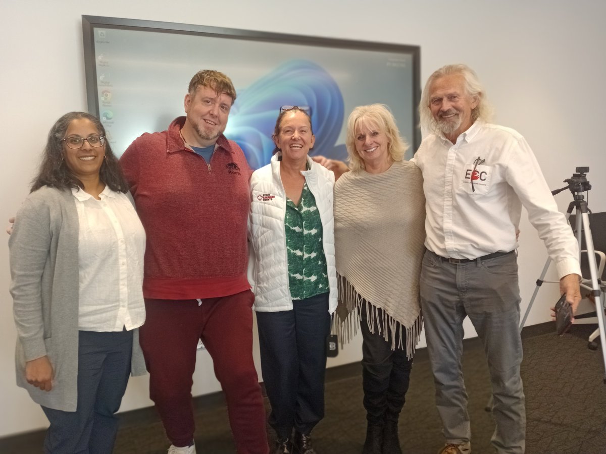 ODSPoor's tweet photo. Important people trying to change the world. #cdnpoli #onpoli #disability 

(odspoor, every canadian counts, the joy foundation, and the disability policy symposium hosts.) https://t.co/pXUIO4A3O3