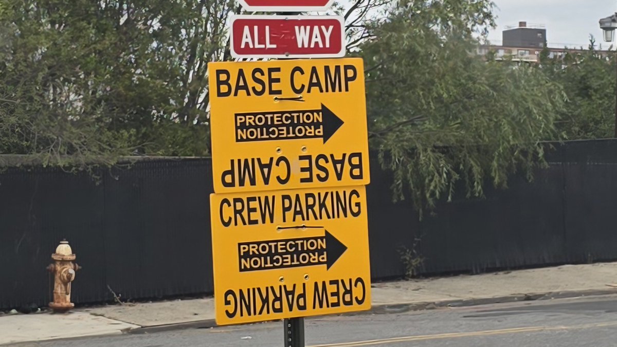 seejeepgo's tweet photo. @olv NBC  Line of Fire "protection" code name filming in Yonkers near ludlow/fernbrook  
@olv https://t.co/1cxyJ41Bxb