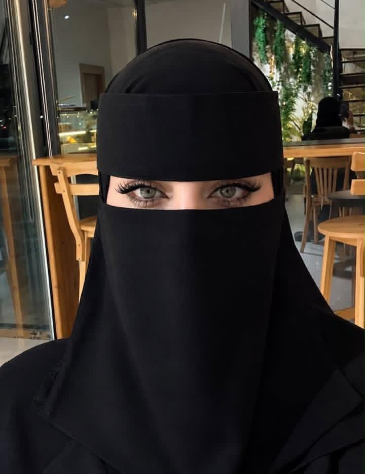Alkh_gj112's tweet photo. #زواج_الدمام 
سعودية مطلقة بدون اولاد عمري 33 سنة موظفة حكومية ساكنة في حي الريان طيبة مصلية ابحث عن زواج يخاف الله فيني لا اقبل الصداقات والخرابيط اقبل زواج مسيار زواج مكتمل الشروط الشرعية و متنازلة عن النفقة والمبيت
#خطابة_مسيار #خطابه_زواج_مسيار_ومعلن
#مسابقه_اوقاف_الوطن https://t.co/7Bw4A7aMhN