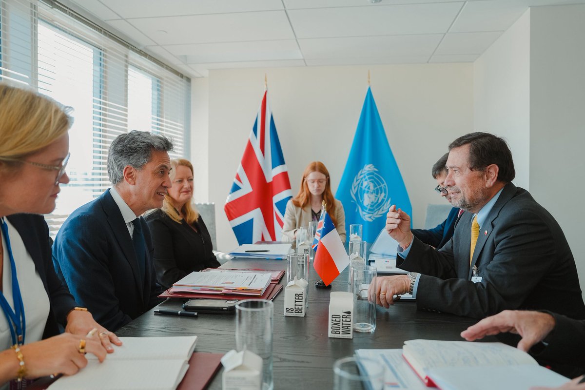 UKUN_NewYork's tweet photo. Britain is stronger when we work together.

For safe AI innovation.

Peace in the Middle East, Ukraine and Sudan. 

International law.

And climate security. 

We're working with partners to deliver solutions. #UNGA81 https://t.co/QCUkBAOFjD