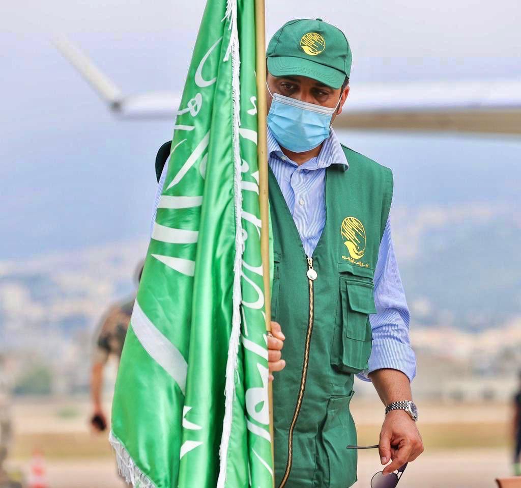 Shalhoub88's tweet photo. في #اليوم_الوطني_السعودي_٩٦  نقف شامخين فخرًا وإعتزازًا أمام نعمة وطنٍ لا تُقدّر بثمن ، وطنٍ شرّفه الله باحتضان الحرمين الشريفين ومهبط الوحي وقبلة المسلمين.

المملكة العربية السعودية.. وطن العز والمجد، وأرض الخير والعطاء، وموطن الإنسانية التي لا تعرف حدودًا.

وطنٌ جعل من خدمة الإنسان رسالة ومن العطاء قيمة ومن الخير نهجًا راسخًا ، فامتدت أياديه البيضاء إلى المحتاجين في مختلف بقاع الأرض حاملةً معها الرحمة والأمل والكرامة.

يا وطننا.. لك في القلب مجدٌ لا ينتهي، ولك في العالم أثرٌ لا يُنسى.

نحمد الله على نعمة السعودية، ونعتز بقيادتنا ونفخر برايتنا، ونزداد إيمانًا بأن الإنتماء لهذا الوطن نعمةٌ ومسؤولية وفخر.

🇸🇦 دام عزك يا وطن.. ودامت رايتك خفّاقة بالعز والمجد والإنسانية.