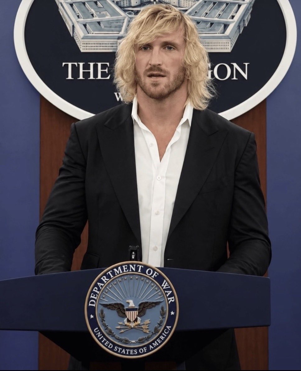 jovesatthedisco's tweet photo. just peed my pants laughing, this is the funniest image i’ve ever seen in my life. i’m gonna frame it over my toilet https://t.co/RlZLj8Sr5i