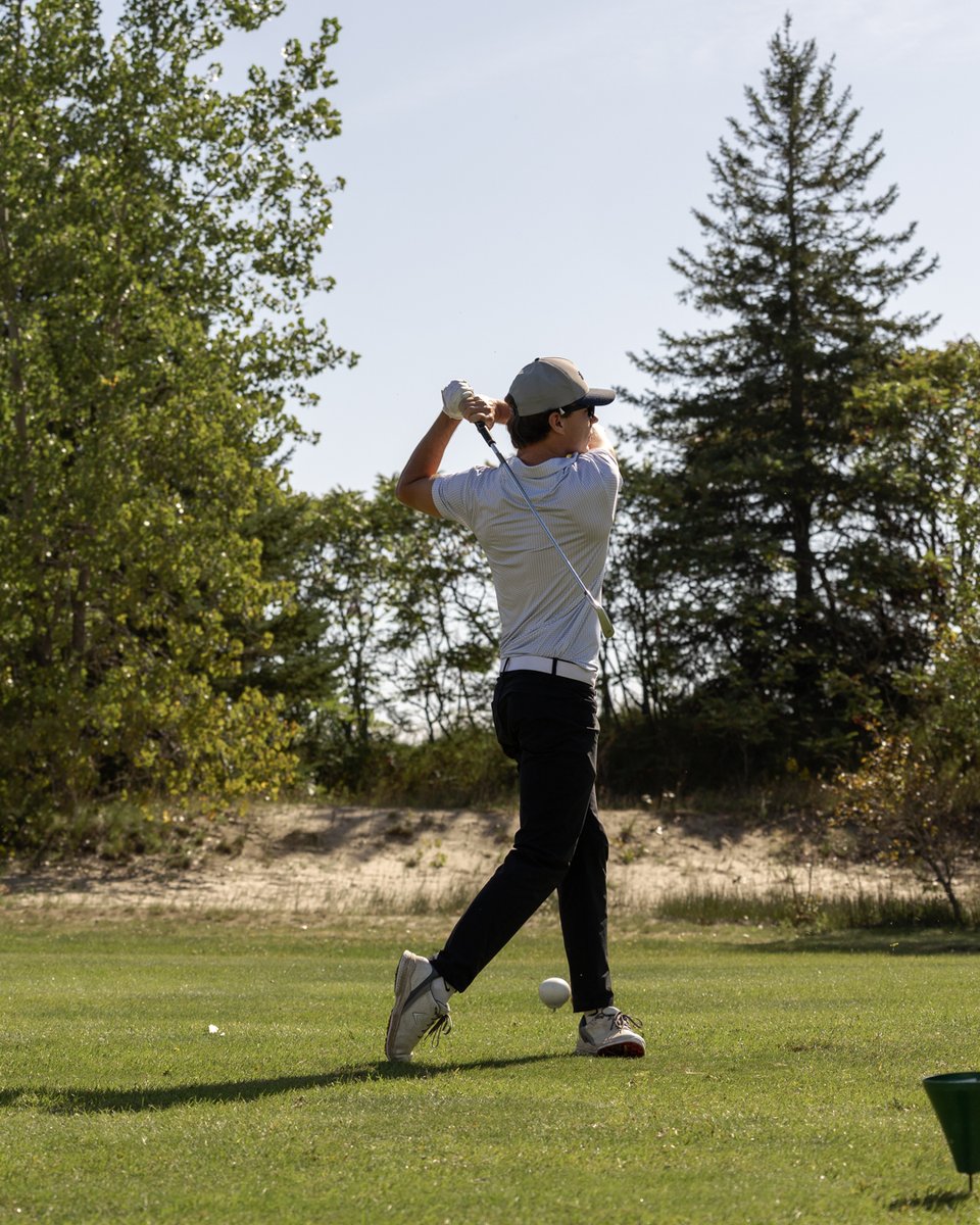 tomlinsongroup's tweet photo. Back in Ottawa, our team came together for another Grip It and Sip It golf tournament! Members from our organization even had the opportunity to compete for our Hole in Won truck in partnership with Donnelly Ford!

#Golf #Tournament #CorporateEvents #OneTeam #Careers #Hiring https://t.co/U5knNyeL3K