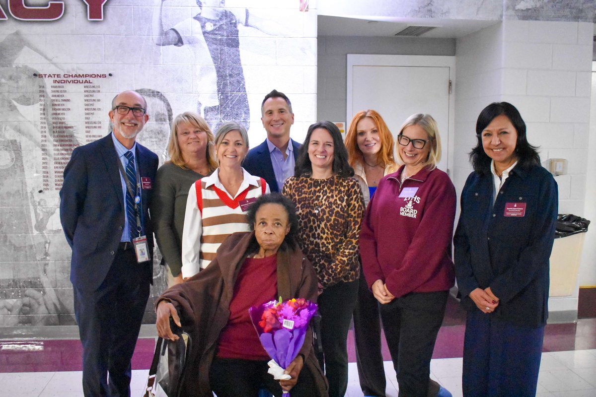 LockportHS205's tweet photo. Last night, the LTHS D205 Board recognized Lou Ann Johnson for 17 years of dedicated service since joining the Board in 2009. We’re grateful for her leadership, commitment to our students, schools & community. Thank you, Lou Ann, for 17 years of #PorterPride!
@PorterSup205 https://t.co/2eCbiheV9d