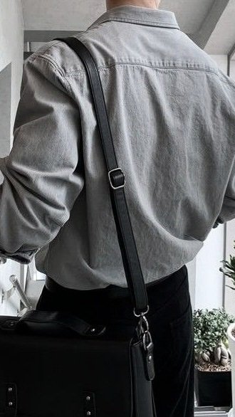rikiseaa's tweet photo. #hoonki au onde:

Ni-ki não consegue tirar os olhos do professor universitário nerd. Enquanto Sunghoon se vê enlouquecendo por conta do irmão mais novo do seu amigo. https://t.co/vNdXQ8Knhp