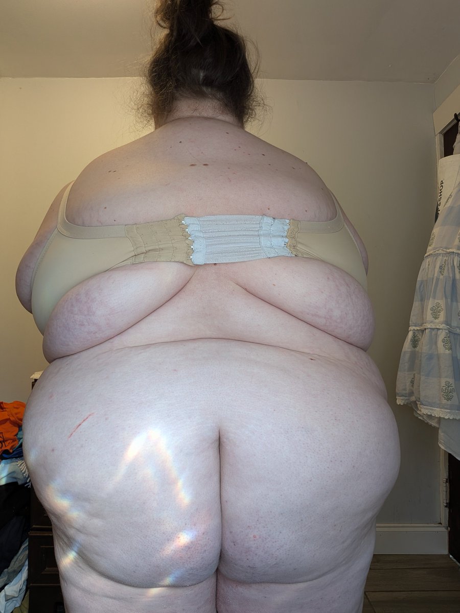 jigglypiettv's tweet photo. Reaching new levels of fatness lately https://t.co/gju6cvxoEN