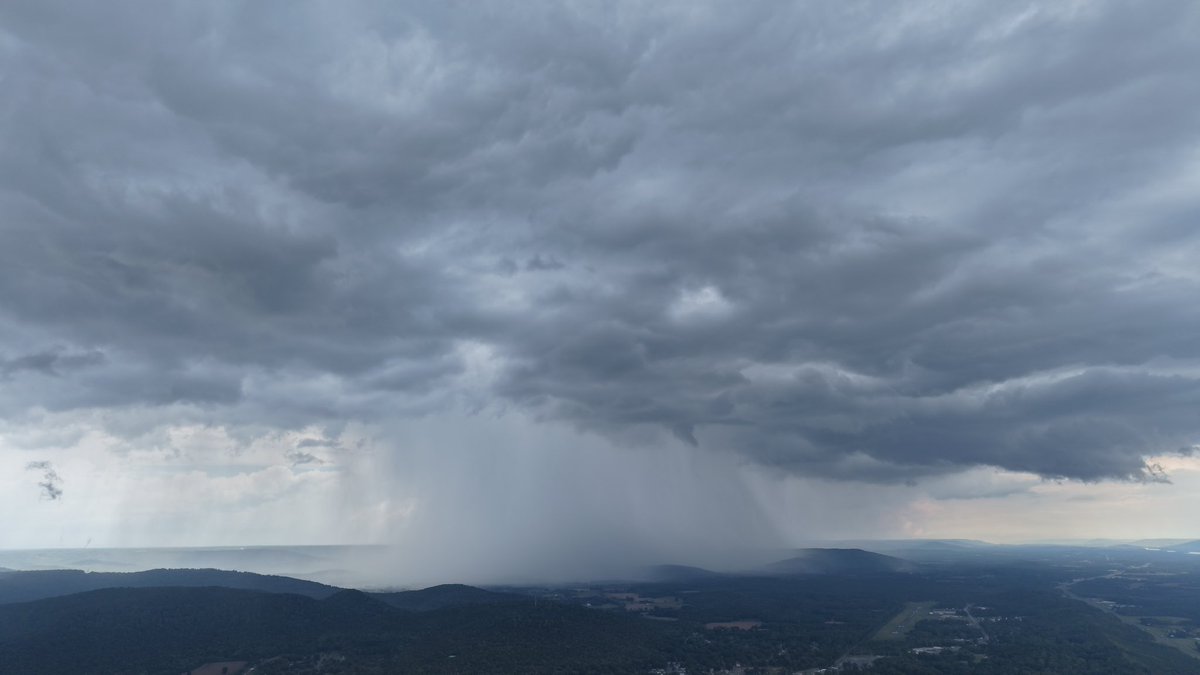 Daniel_Harbin's tweet photo. Currently looking WNW from Scottsboro #alabamaweathernetwork #alwx #valleywx #HUNwx @spann @BenSmith_WHNT @weswyattweather @simpsonWVTM13 @AriWeather @monsoonchaser @DrewMcCombs @wxhistorian @Sadiemorristv @AlabamaWXNet @WEATHERmanBURKE @DanielleDozier @jeffcastlewx https://t.co/ur9KzqZY5D