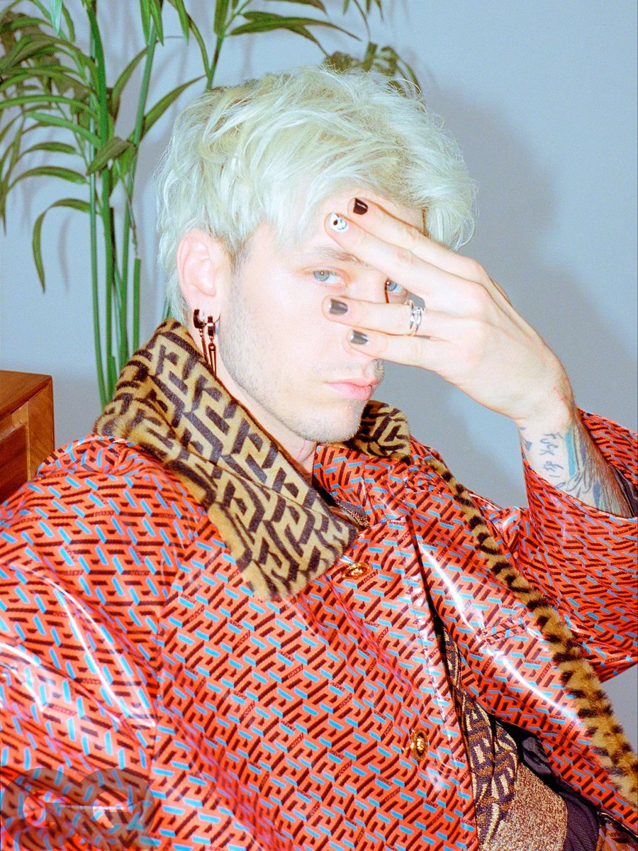 mgkscandy's tweet photo. i love model gun kelly https://t.co/A1leJhRsfR