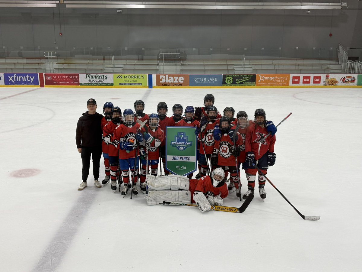 Westwood_Mets's tweet photo. Two weekends ago our boys competed in the Warrior Cup. A great weekend of hockey with great kids and great family’s! That is what Westwood Hockey is all about. #teamwestwood #goodpeople #aaahockey #warriorcup https://t.co/jhGYxspahO