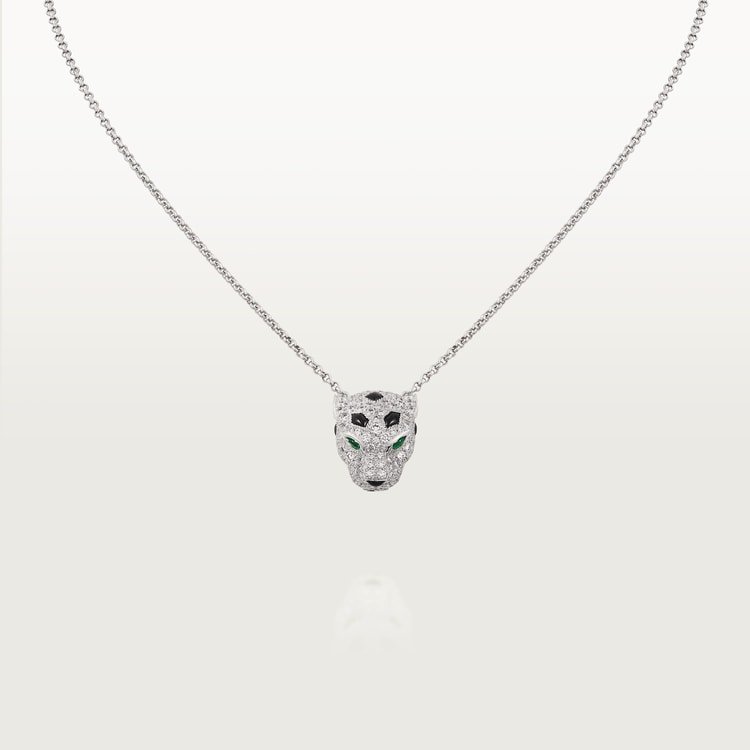 felixsunshine98's tweet photo. y'all i hate to burst ur bubble but that photo of hj ur all sharing is AI enhanced, just zoom in on his "cartier panthère" necklace😭💀 https://t.co/eTLi9EEky9