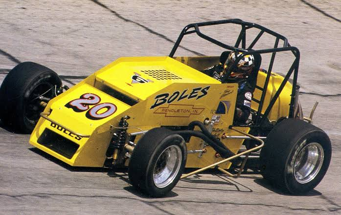 iamskchow's tweet photo. Tony Stewart won the USAC Triple Crown in 1995 before signing a last-minute deal with Menard to race in the IRL. How will he handle the transition from USAC open wheel cars to a 230+ mph Lola-Menard? Relive the fascinating 1996 IndyCar season on @champwebdotnet https://t.co/nZymKJUWR5