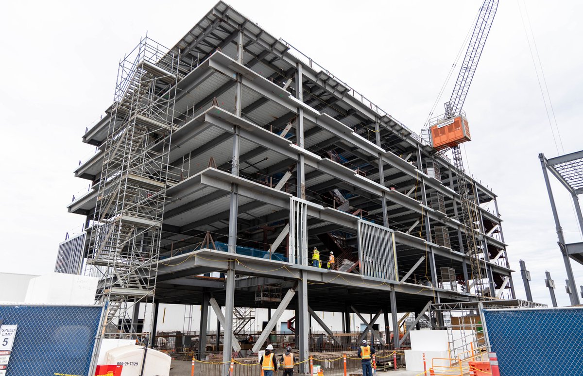 ClarkBuilds tweet picture