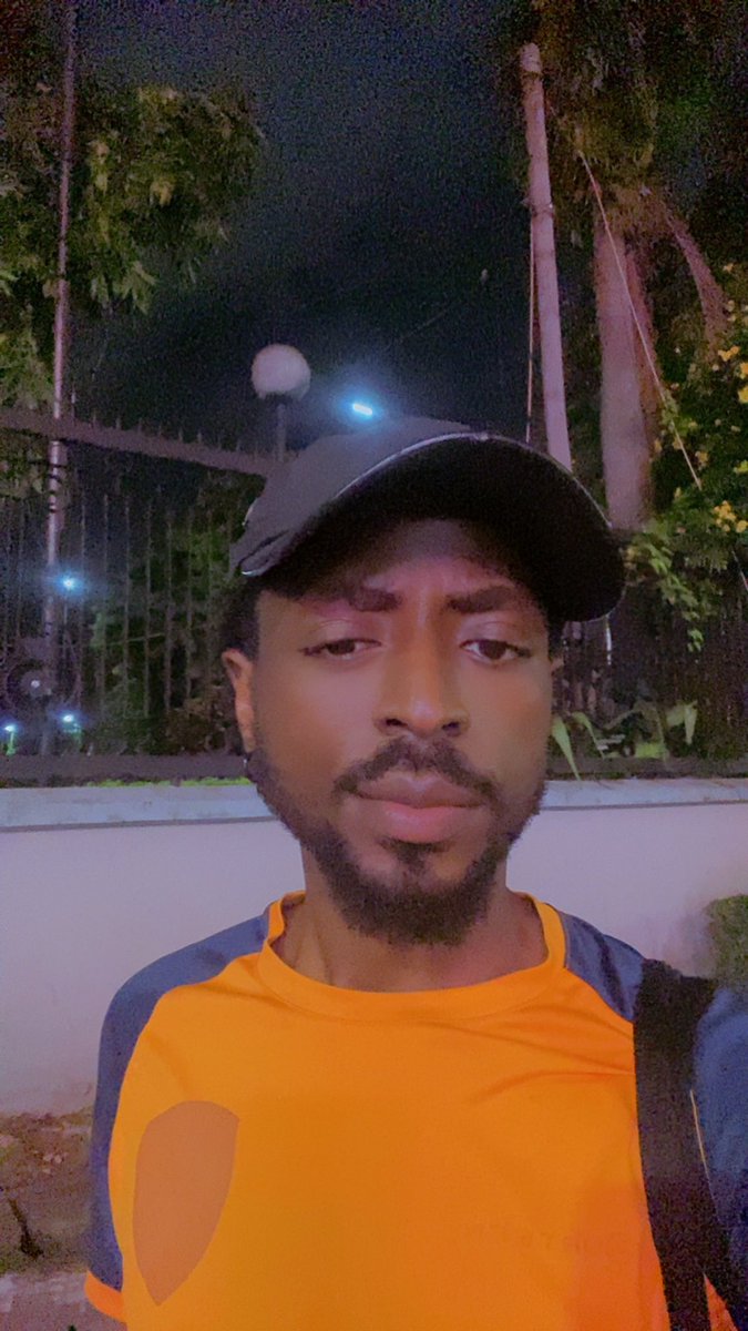Youngnanas1's tweet photo. Life is in phases,Don’t be hard on yourself…Give your unique self and situation GRACE https://t.co/7b9y0FLNWo