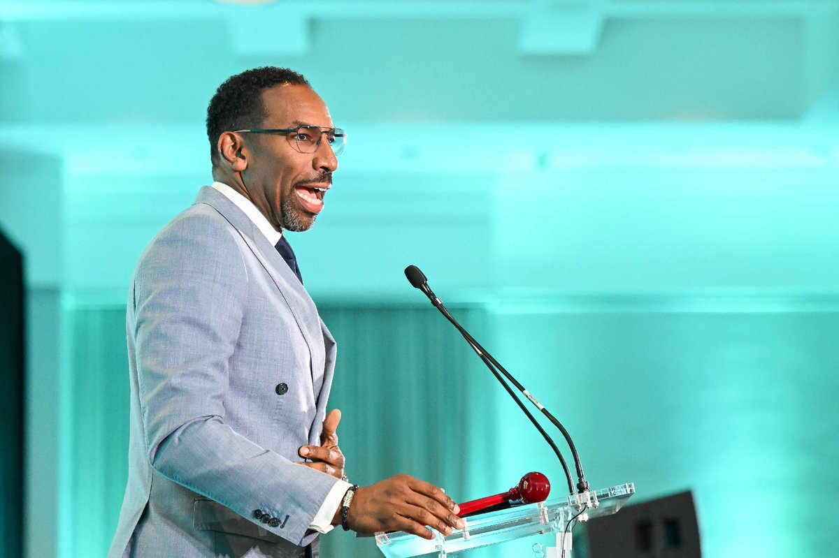 CityofAtlanta's tweet photo. Atlanta welcomed the National Black McDonald’s Operators Association for its 54th Biennial Symposium, bringing Black owner-operators and business leaders together to focus on leadership, economic development, workforce opportunity and community investment. https://t.co/CbmQt9tAdw