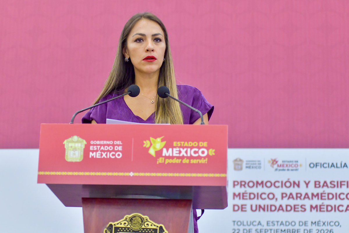 MonicaChDuran's tweet photo. Con el liderazgo de nuestra Gobernadora Delfina Gómez Álvarez, seguimos dignificando el servicio público.

Con estas acciones, 310 trabajadoras y trabajadores del Issemym de las áreas médica, paramédica y administrativa habrán recibido promoción y/o basificación. https://t.co/MgHk0RHro5