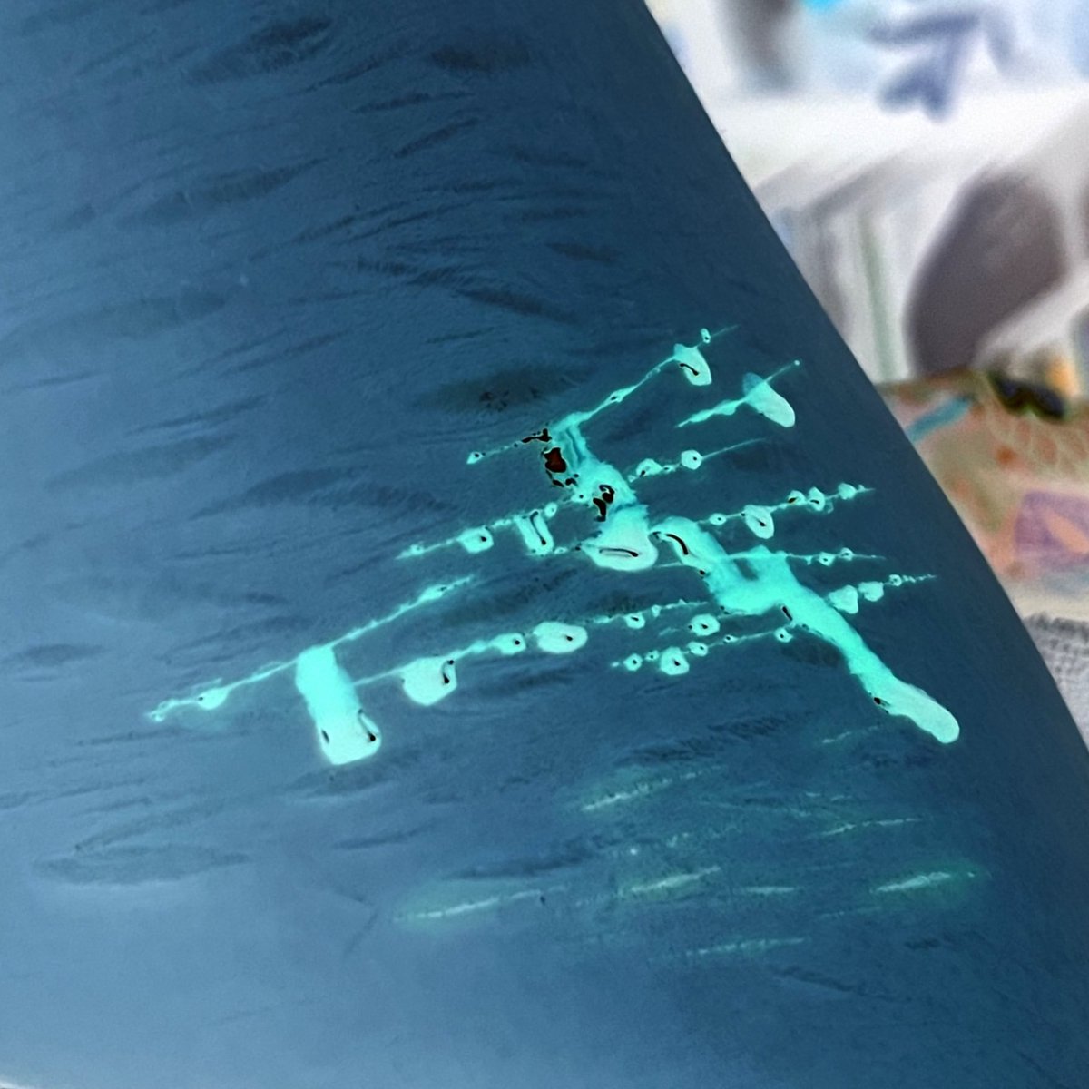 KrucifyKasa's tweet photo. reup  from  prev  acc  
professional  sfx  blue  ink  ai  generated  not  real  all  fake  painting
#988twt  #shrtwt  #redinktwt  #ouchietwt  
.
.
.
.
.
. https://t.co/YqcoqnDTyZ
