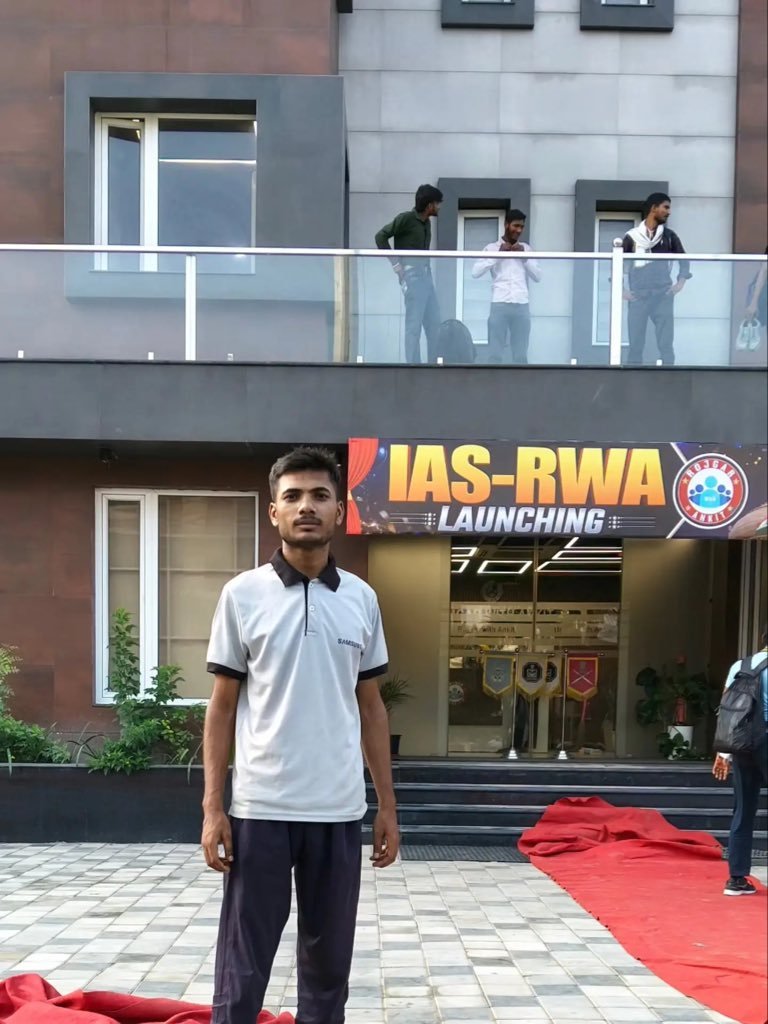 Krish_nvm_Raw's tweet photo. Jay Singh Rathore 

Face reveal 😈😈😈 https://t.co/jAzjfu9yIY