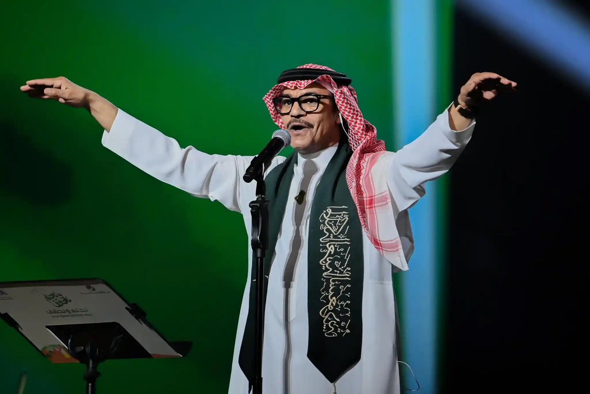 ltp8c's tweet photo. تفر بالشارع؟ تسمع يادار 
تتقهوى بمقهى ؟ تسمع انت ملك 
احتفالات الجهات الحكومية والخاصة ؟ 
يالسعودية عمار 
ابو صقر من سنين مسيطر على الساحة في الأعمال الوطنية وغيرها 💚💚 https://t.co/UKiR35nxzg