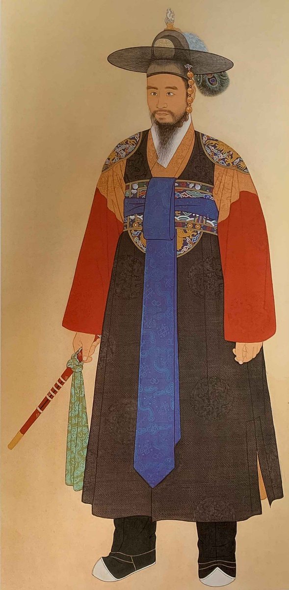 cocoababy034's tweet photo. @Aaron1092146067 @FragSavage @Dexerto First you say "Every culture", then you retreat to averages? If we want to talk about averages the average male garment through human history wouldn't be considered masculine. You see this throughout European and Asian cultures and several others. https://t.co/WOGn40mG96
