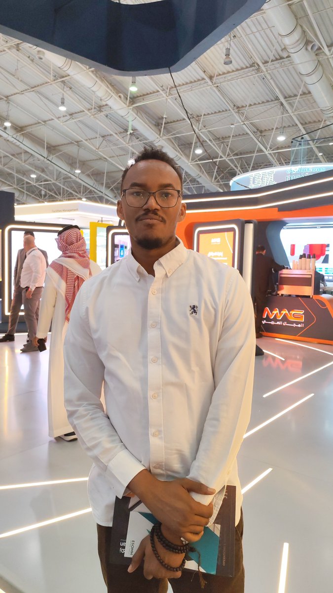 AnasAli99's tweet photo. سعيد بالحضور وأن أكون جزء من مؤتمر وفعاليات إكسبو لإدارة المرافق بالرياض مع حضور الورش القيمة والمعارض وصناعة علاقات مع مؤسسات ونخب في مجال إدارة المرافق والبيانات https://t.co/4tGWN7vWeH
