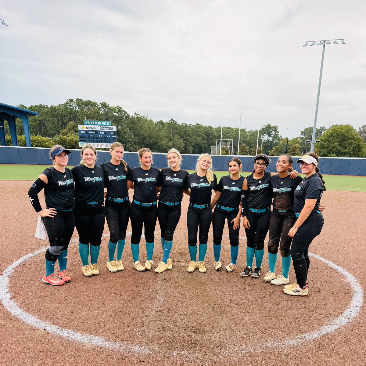 AddisynM2029's tweet photo. I had so much fun at @UNCWsoftball camp this weekend! It’s such a beautiful campus and everyone is so nice. We got to play some great teams while being coached by the athletes! 
#2029recruit #softballrecruit #d1 #athlete https://t.co/CDHZmZbbEO
