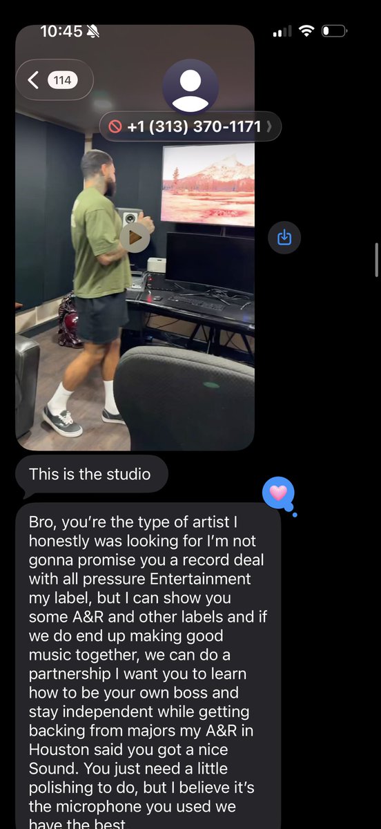 Tcsofunny's tweet photo. Tee grizzly brother baby grizzley tried to scam me out of $875 if you’re in the city of #detroit do not work with them https://t.co/84AQ1WUfs9