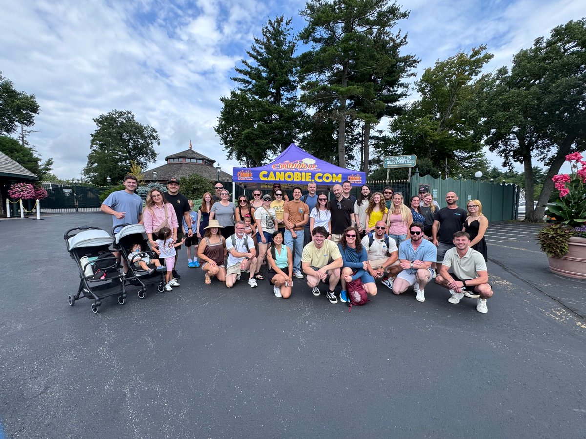 IPSCash's tweet photo. Team, family, and partners all together for a day at Canobie Lake Park. 🎡 Grateful for this crew. https://t.co/sJCaJTeW19

#IPSCash #TeamCulture #IPSCashFamily #CompanyOuting https://t.co/Px35Mygz72