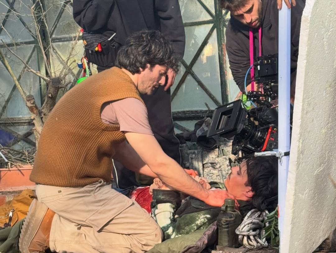 Jessi_princess's tweet photo. Max ahorcando a merlin para que margarita se quede con rey AJAJJAJAJAJAJAJAJA

Aun que la sangre me fastidia la escena inventada https://t.co/vlbzOSLyVf