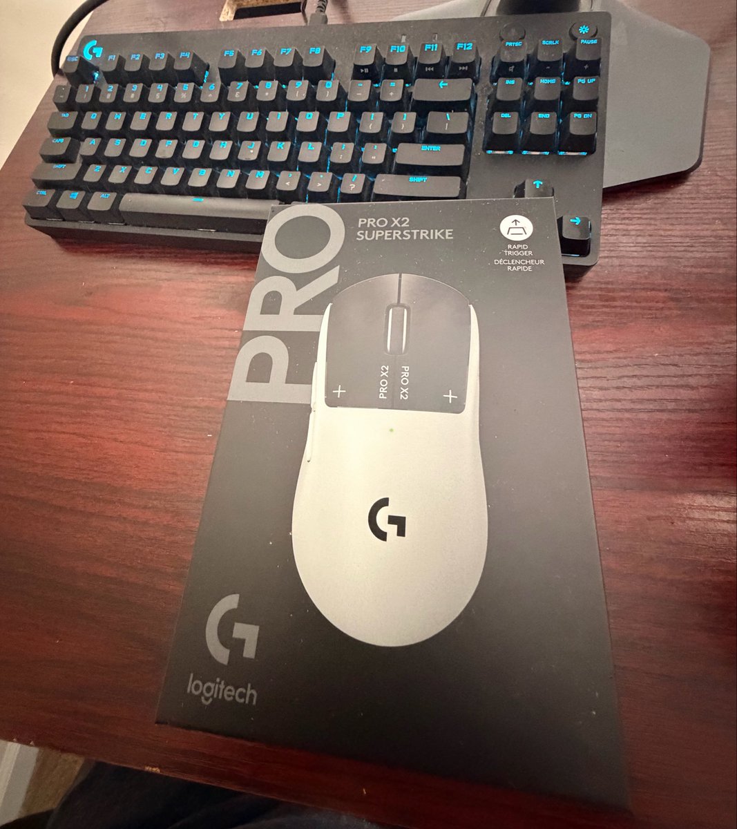 IceColdR6's tweet photo. Heard this is the BEST mouse out rn… we will be seeing today https://t.co/IbYgtFLdlZ