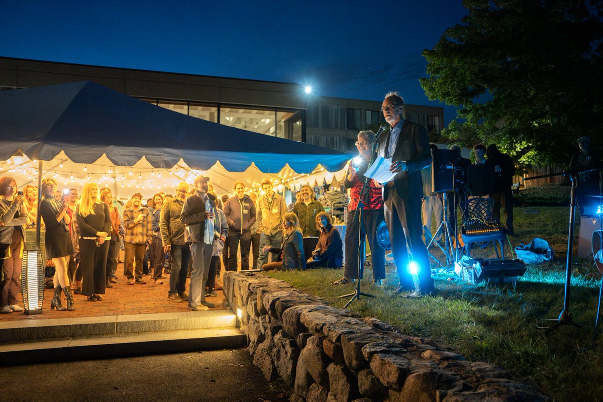 Transom_org's tweet photo. That's a wrap on Transom 25. 🧡

25 yrs, 1 unforgettable weekend in Woods Hole — talks, live shows, and a big tribute to founder Jay Allison. A few favorite moments 📻

Thank you to all who came. The next 25 yrs happen because this community shows up: https://t.co/umXhKbhzrX https://t.co/6eFM27vHYB