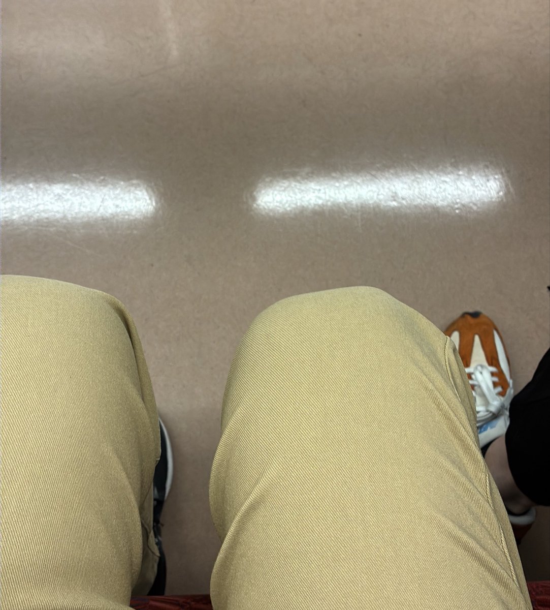 nobutti_sun's tweet photo. おはようございます。
今日はニョーボの御朱印の旅で鎌倉に向かっています。
最近､車移動が多かったので、電車は久しぶり。
鎌倉も久しぶりでちょっと楽しみ。
皆さんも良い休日をお過ごしください♪ https://t.co/0410g8ipJg