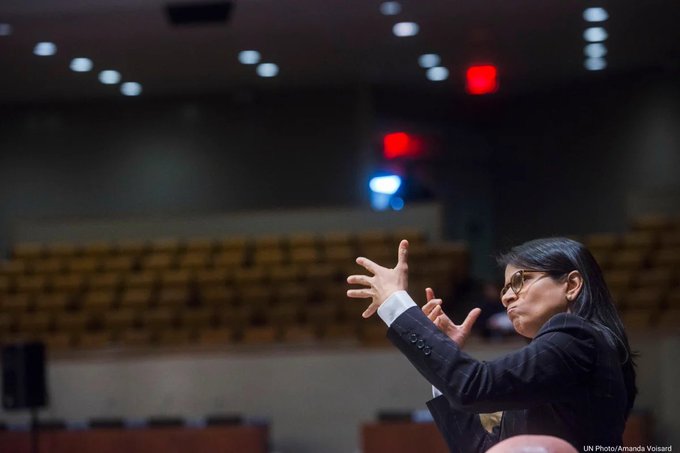 UN's tweet photo. Over 70 million people worldwide are deaf. Collectively, they use 300+ different sign languages.

Wednesday’s International Day of Sign Languages highlights the importance of promoting &amp; protecting sign language to uphold the human rights of deaf people. https://t.co/LJjM02zJTP https://t.co/t3u5Mh3yNq