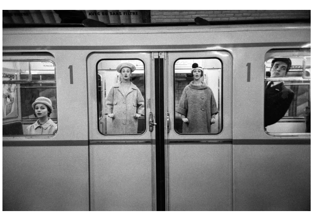 f_pompei's tweet photo. La #fotografia di Francesco Horvat https://t.co/7BHv1nGDrZ #fashion #moda #parigi #ModelITA #cultura #arte https://t.co/5cHspMn2xs